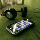 Illustration for article titled Radio Broadcasters and RIAA Want To Make FM Chips in Cell Phones Required By Law